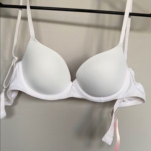 like new women’s victoria’s secret pink white bra